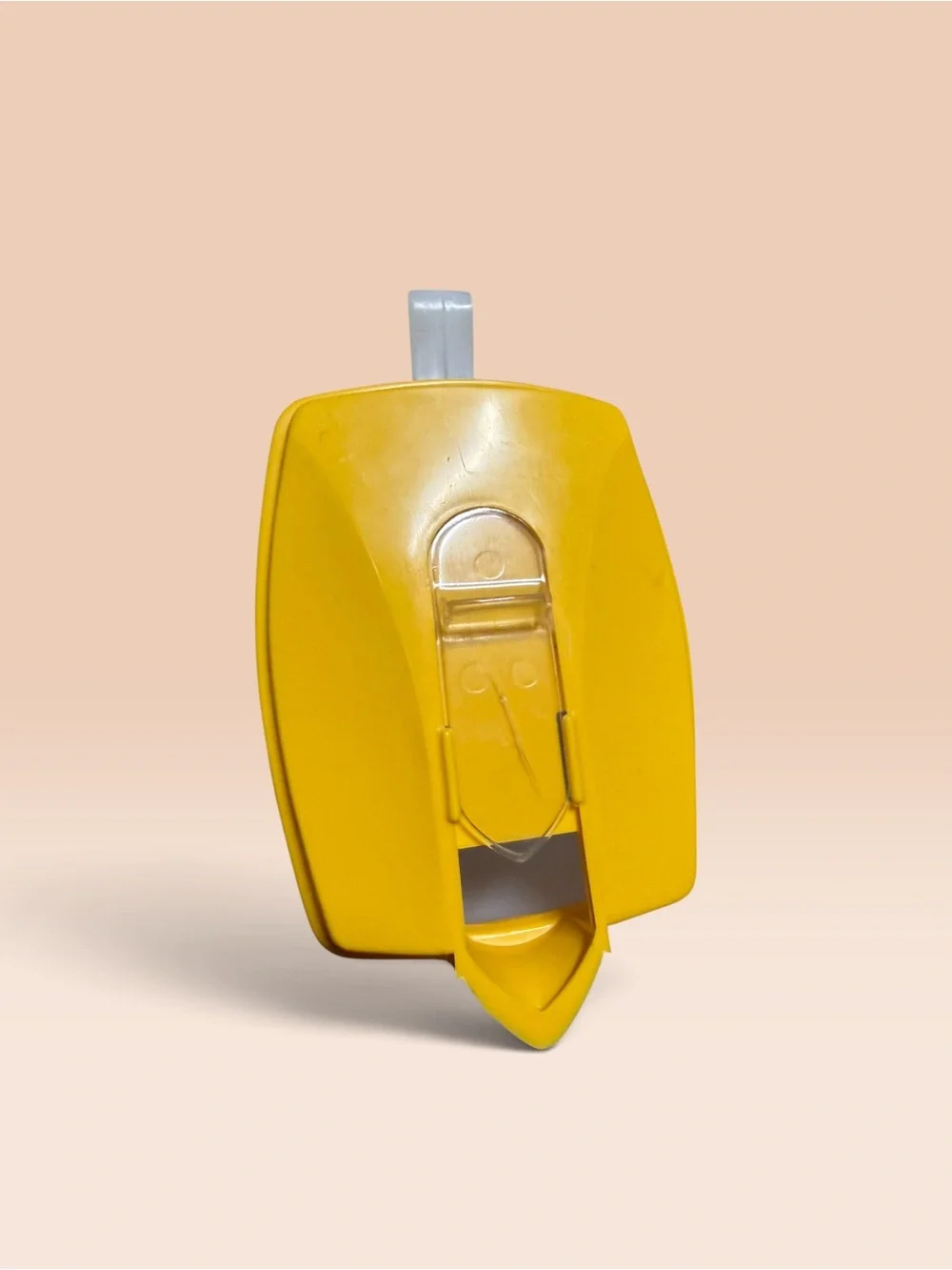N/A white plastic